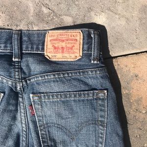 Levi’s Straight Leg Jeans